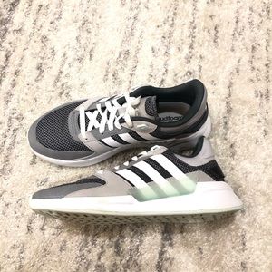 ✨Adidas Cloudfoam Sneakers✨